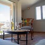 Dionysia Premium Apartament *