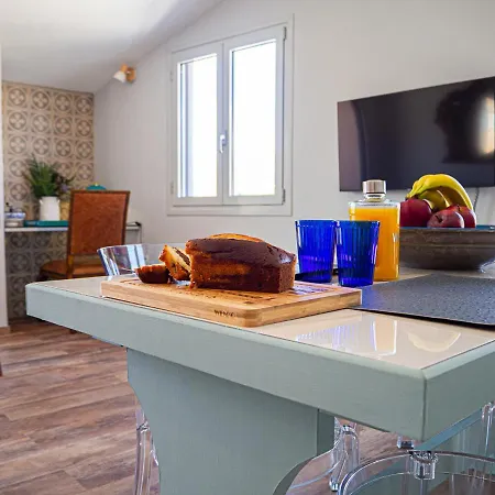 Апартаменты Dionysia Premium