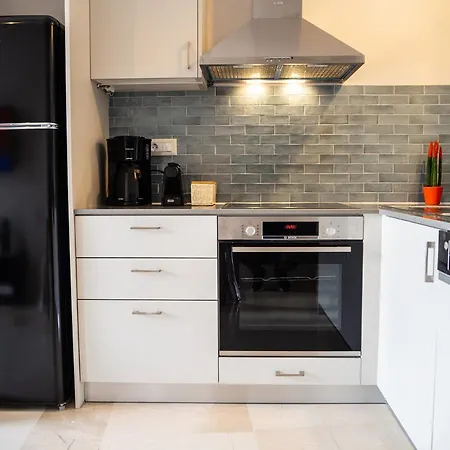 Апартаменты Dionysia Premium *